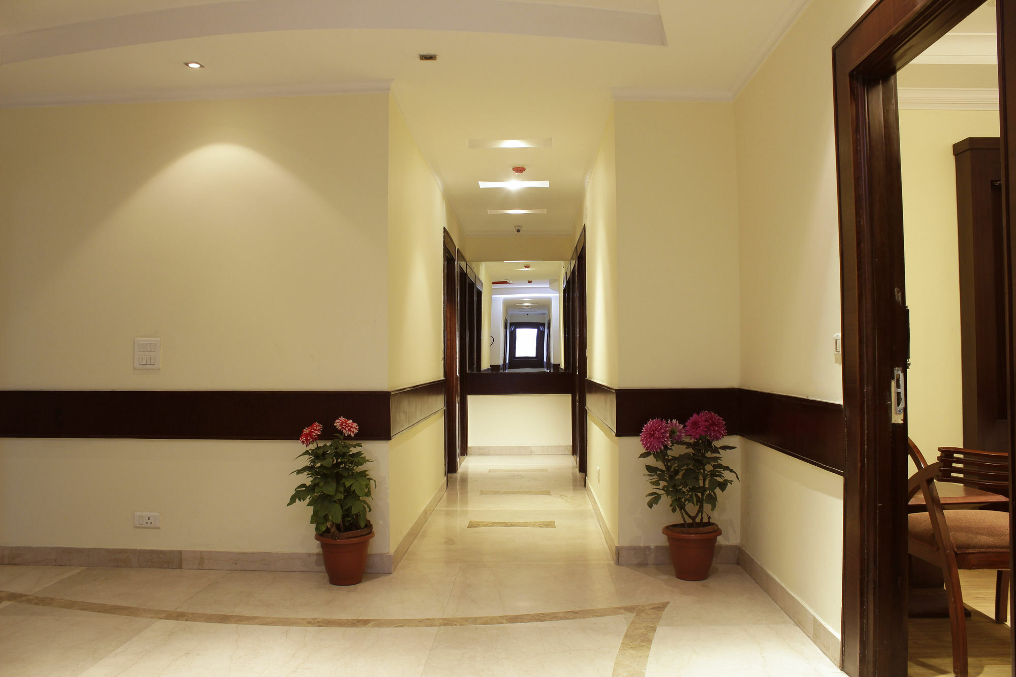 Oyo 12532 Hotel Broadway Inn New Delhi Exterior photo